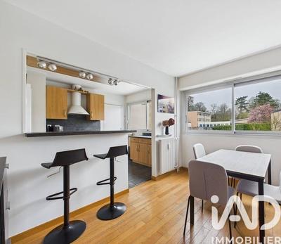 Appartement - 126 m² - 7 pièces