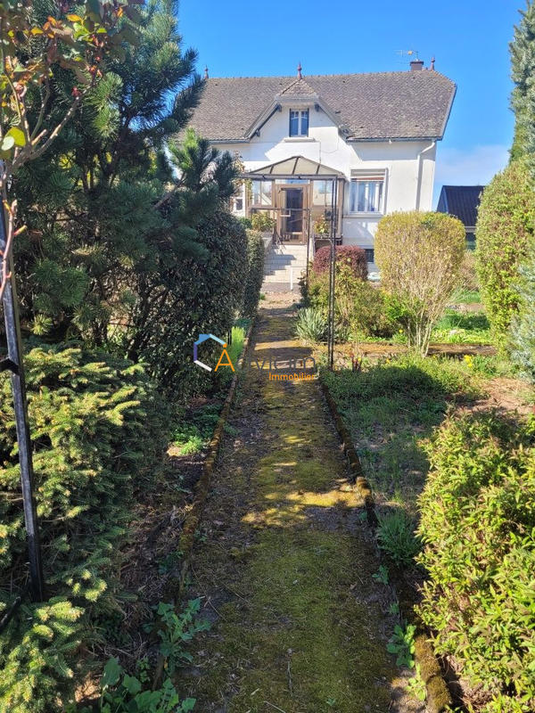 Maison - 114 m² - 6 pièces