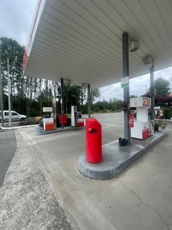 Local commercial - 255 m² - 5 pièces