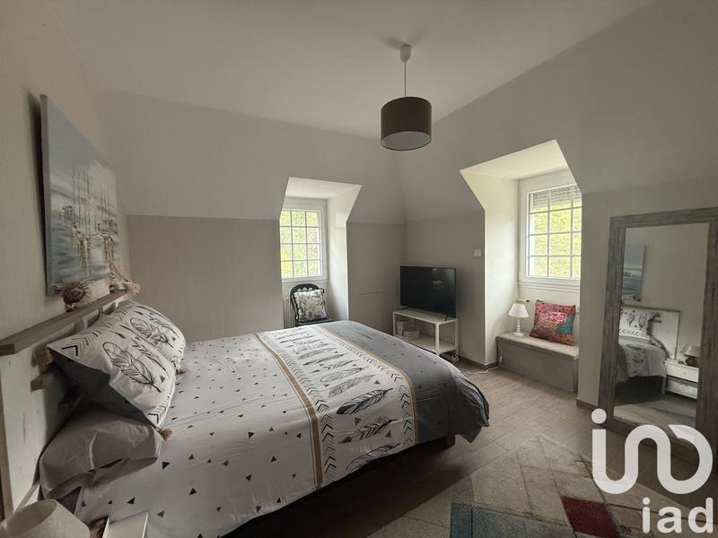 Maison - 166 m² - 8 pièces