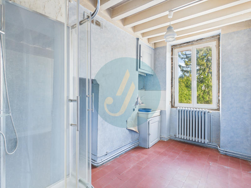 Maison de village - 160 m² - 7 pièces