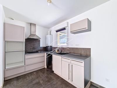 Maison - 73 m² - 4 pièces