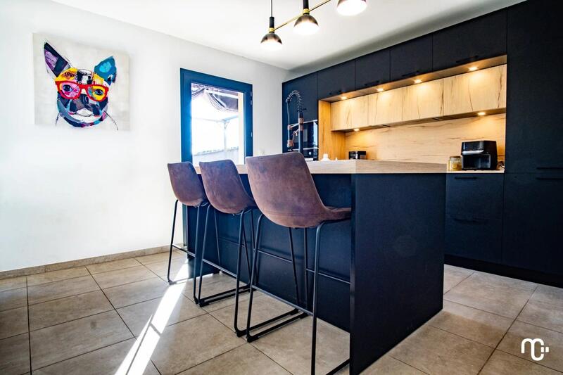 Maison - 94 m² - 4 pièces