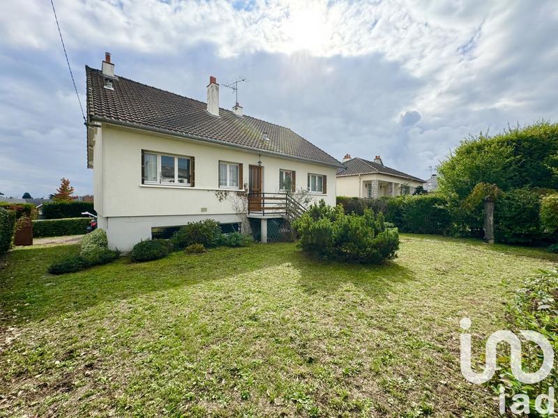 Maison - 121 m² - 6 pièces