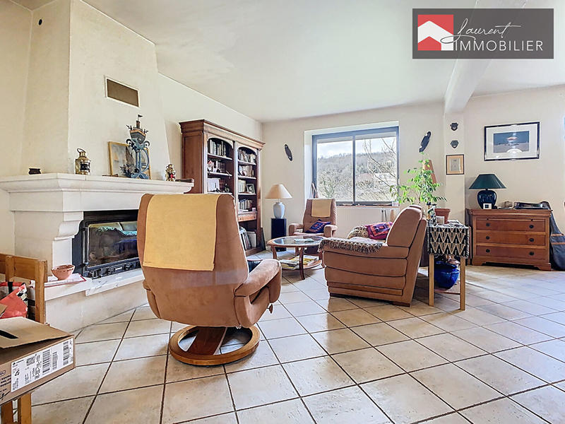 Maison - 192 m² - 5 pièces