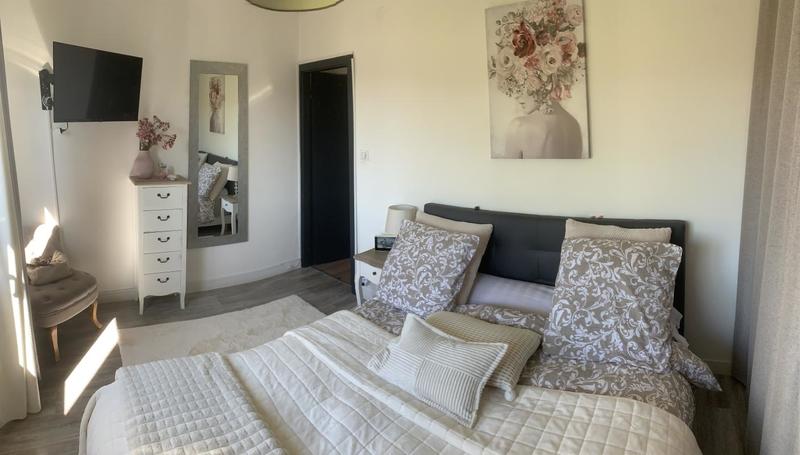 Appartement - 82 m² - 4 pièces