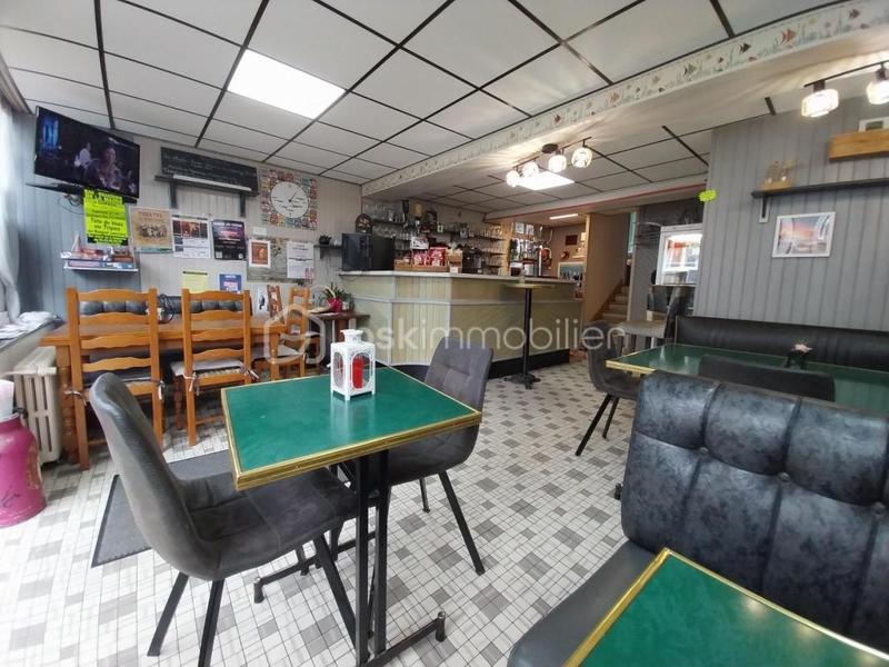 Immeuble - 159 m² - 9 pièces