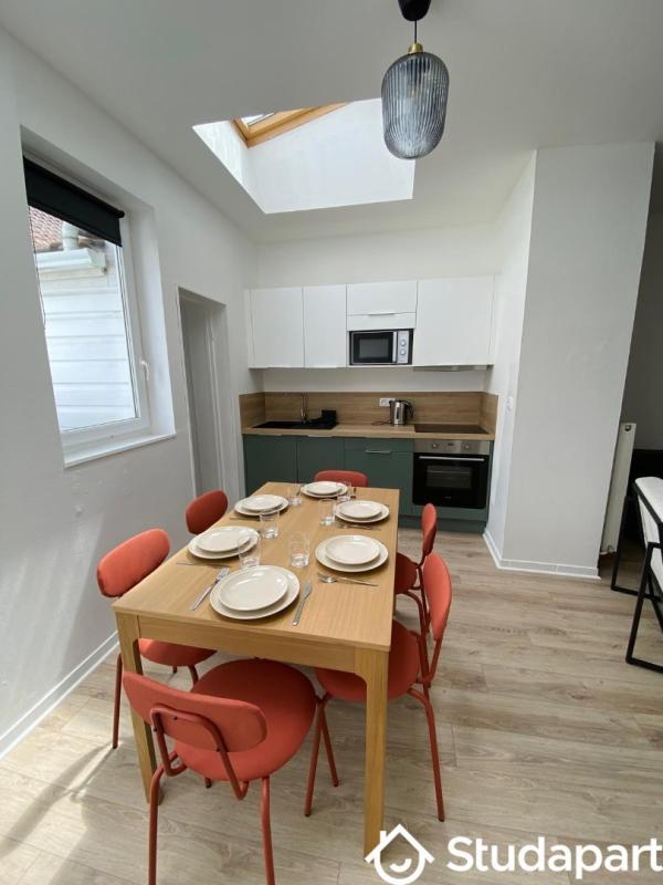 Chambre - 12 m² - 1 pièce