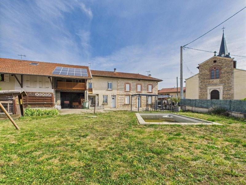 Maison - 197 m² - 8 pièces