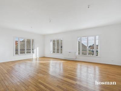 Appartement - 155 m² - 5 pièces