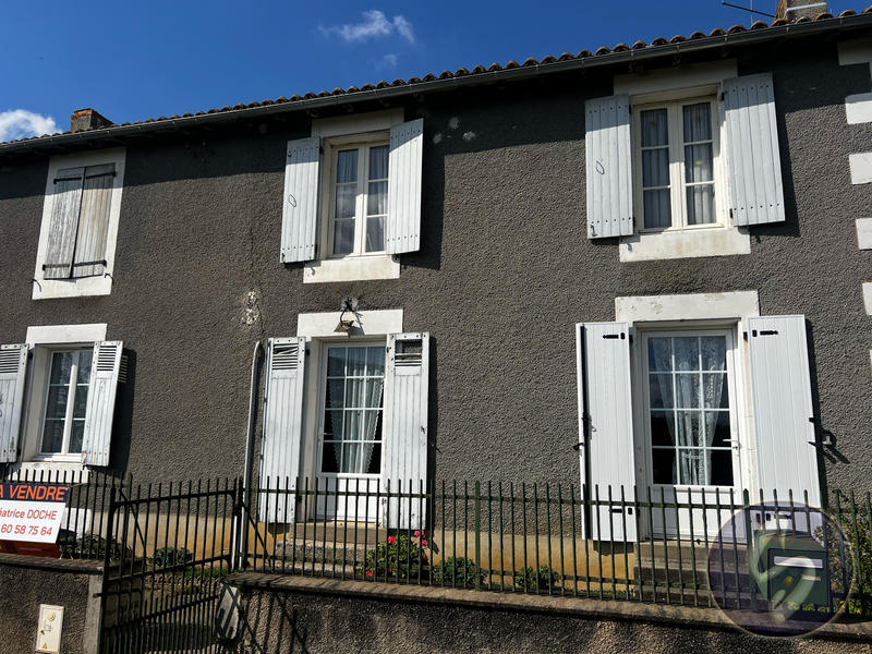 Maison - 111 m² - 5 pièces