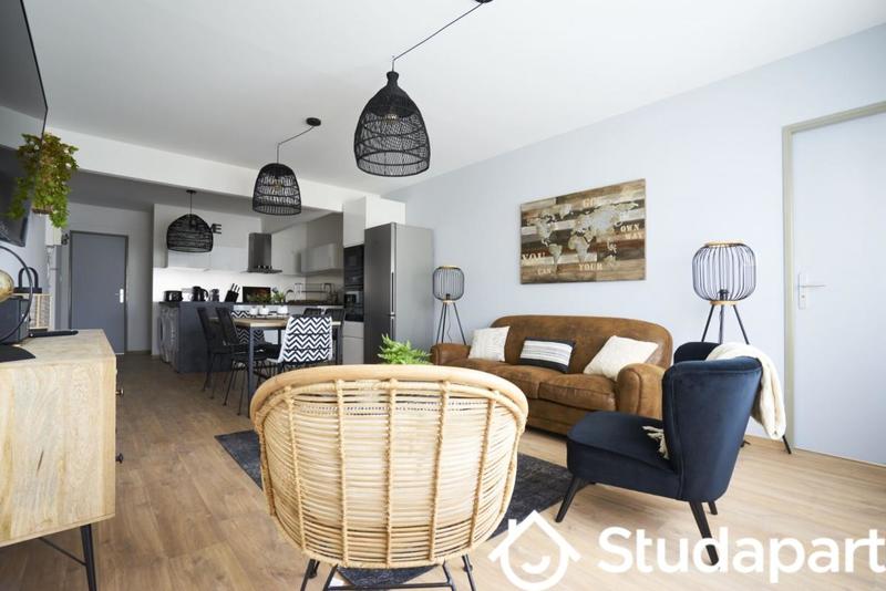 Chambre - 13 m² - 1 pièce