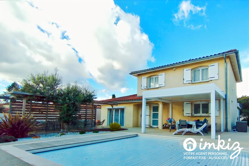 Maison - 161 m² - 6 pièces