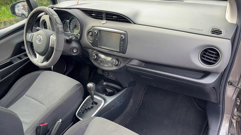 Toyota Yaris 1.5 VVTi 100h Hybrid E-Cvt Active