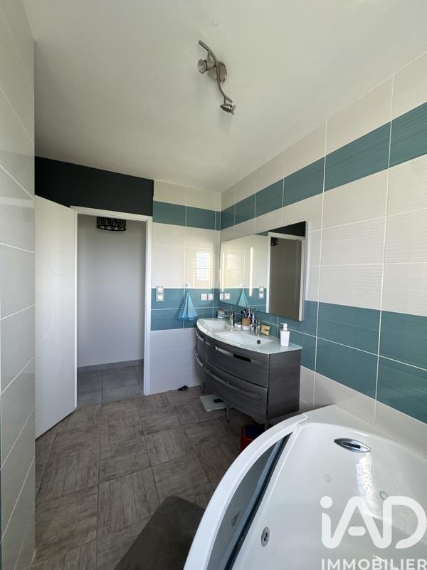 Maison - 122 m² - 5 pièces