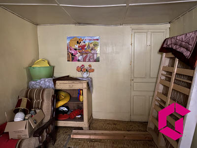 Maison - 140 m² - 2 pièces