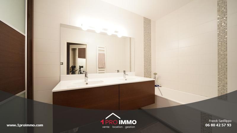 Appartement - 141 m² - 6 pièces