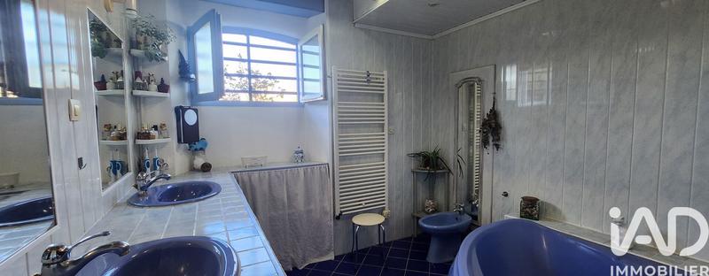 Maison - 436 m² - 9 pièces