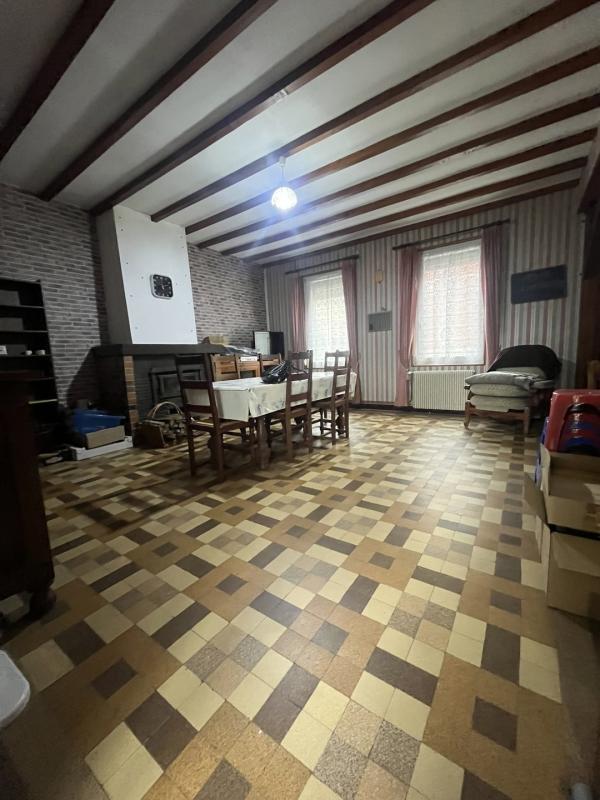 Maison - 167 m² - 6 pièces