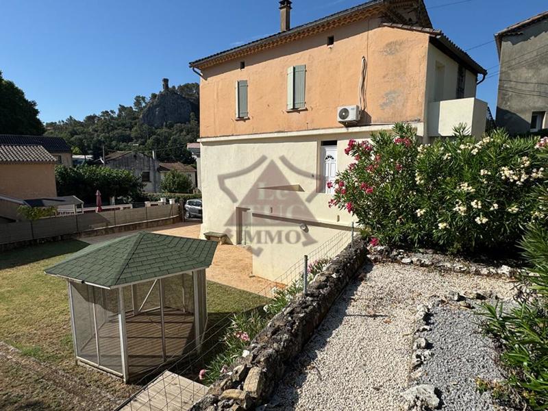 Maison - 97 m² - 4 pièces