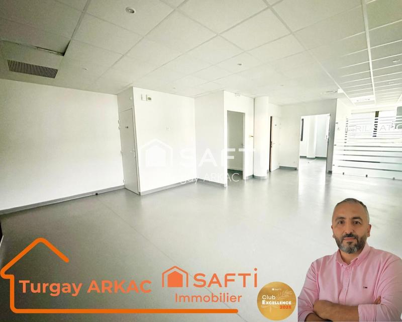 Local commercial - 96 m² - 6 pièces