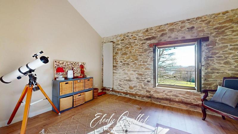 Demeure - 290 m² - 11 pièces