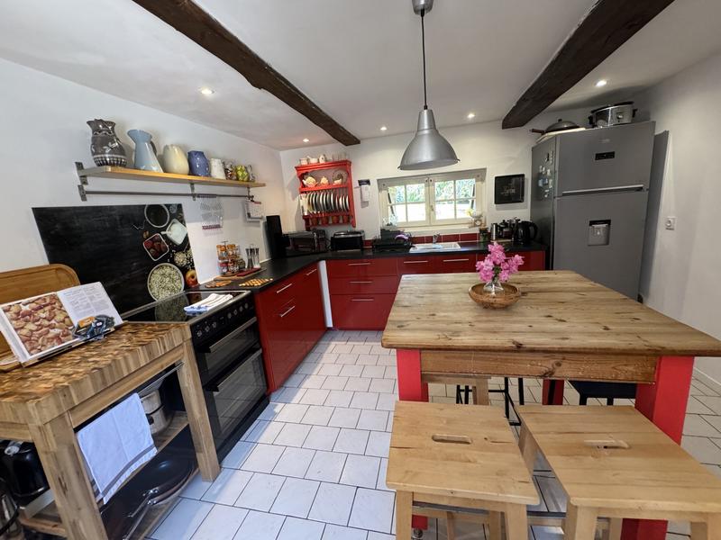 Maison - 177 m² - 7 pièces