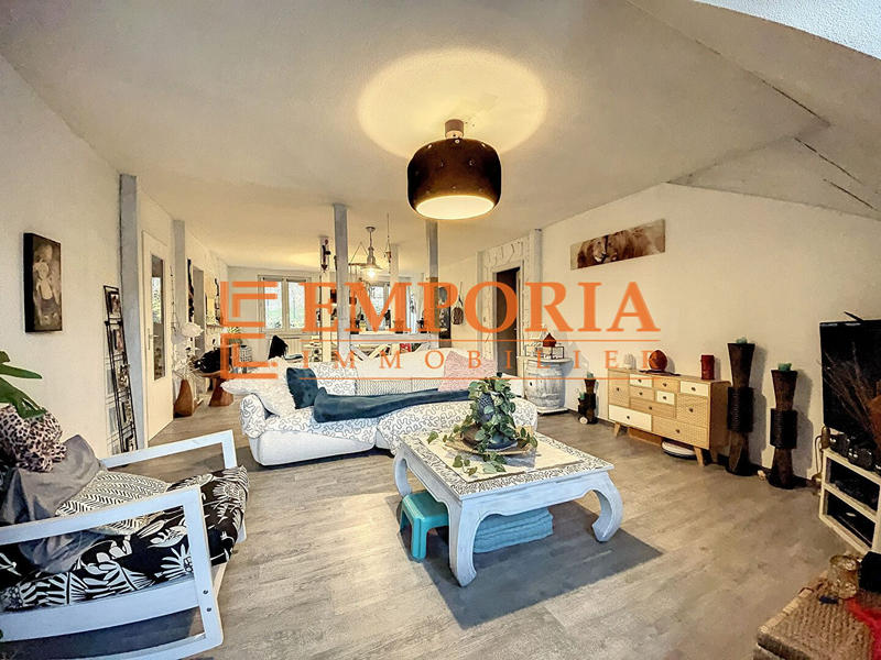 Appartement - 111 m² - 5 pièces