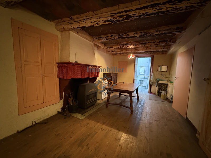 Maison - 96 m² - 5 pièces