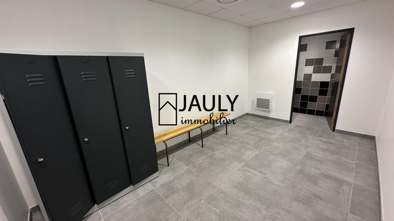 Entrepôt - 2 507 m²