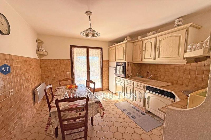 Maison traditionnelle - 122 m² - 5 pièces