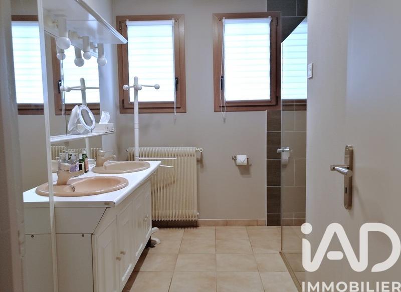 Maison - 148 m² - 8 pièces