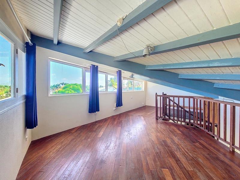 Maison - 185 m² - 6 pièces