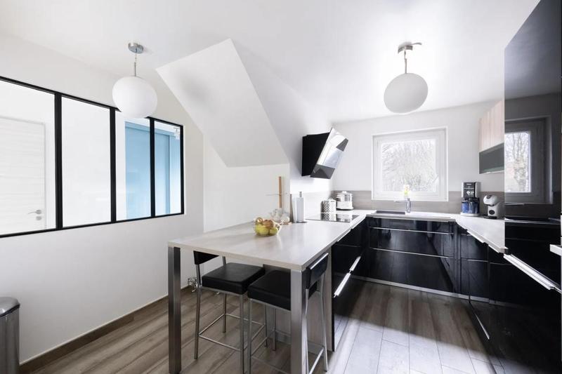 Maison - 91 m² - 5 pièces