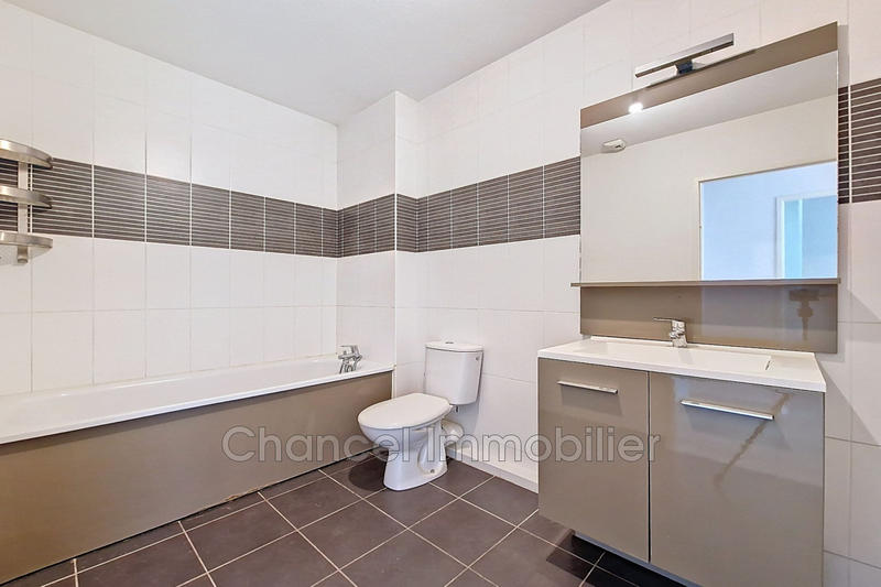 Villa - 82 m² - 4 pièces