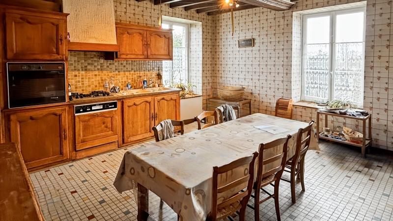 Maison - 158 m² - 8 pièces