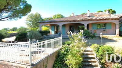 Maison - 520 m² - 11 pièces