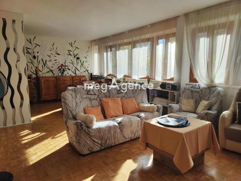 Appartement - 77 m² - 3 pièces