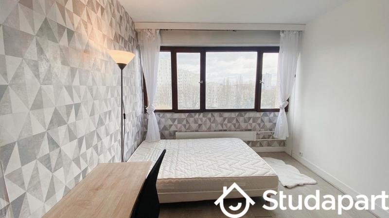 Chambre - 14 m² - 1 pièce