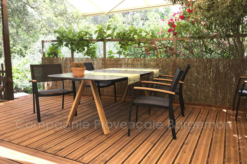 Maison - 250 m² - 7 pièces