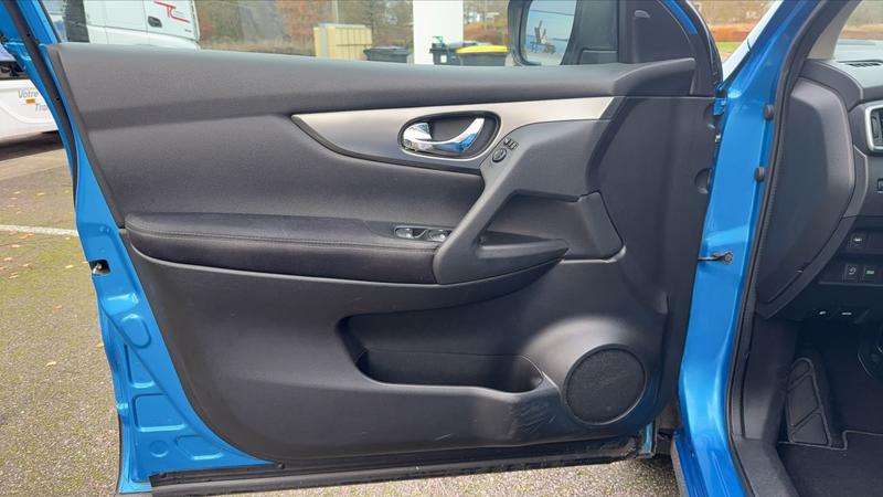 Nissan Qashqai 1.6 dCi 130 Bva6 n-Connecta