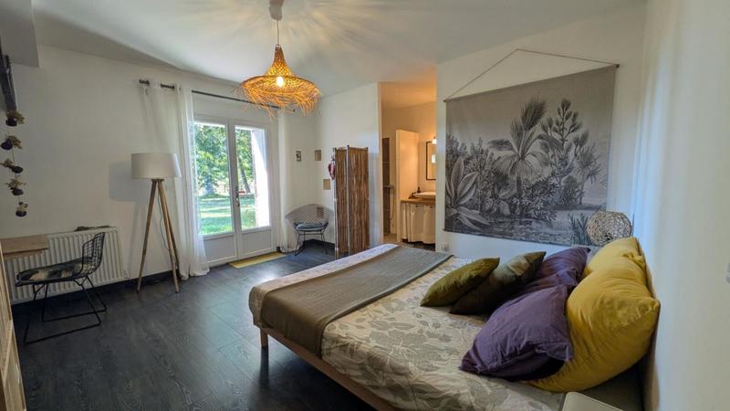 Maison - 266 m² - 10 pièces