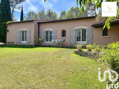 Maison - 274 m² - 10 pièces