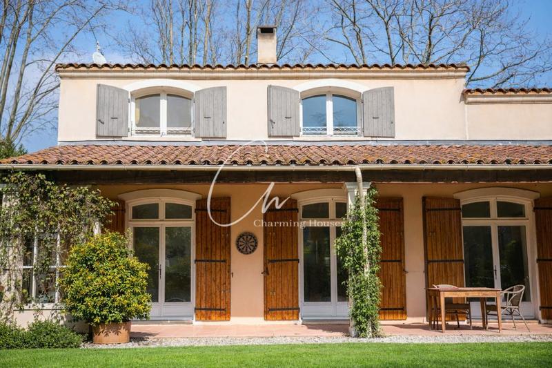 Maison - 168 m² - 6 pièces