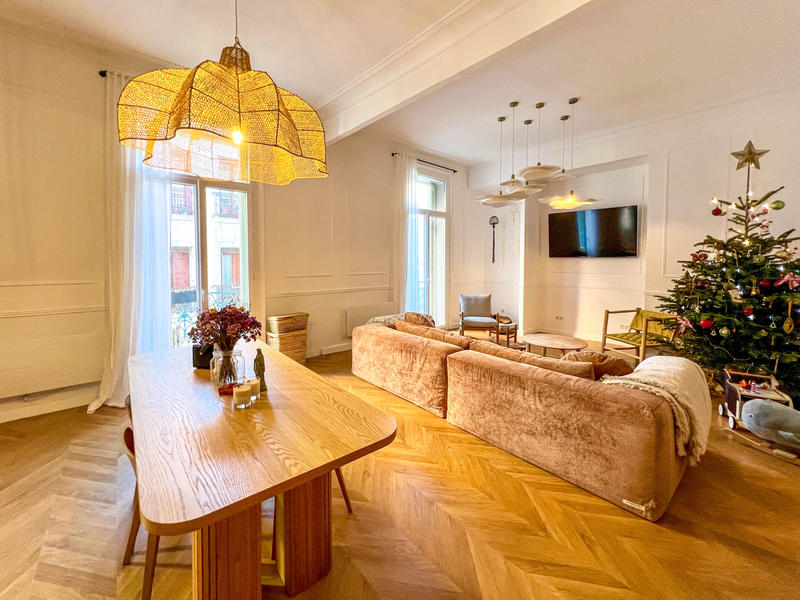 Appartement - 147 m² - 4 pièces