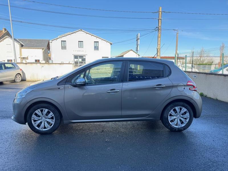 Peugeot 208 1.2 i 82 Ch Style Garantie 12 Mois / Reprise Possible