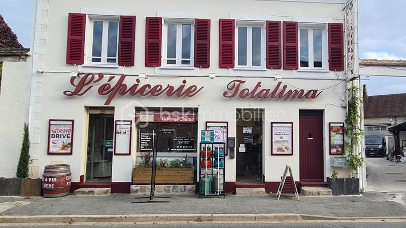 Immeuble - 335 m² - 10 pièces