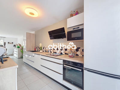 Maison - 82 m² - 4 pièces