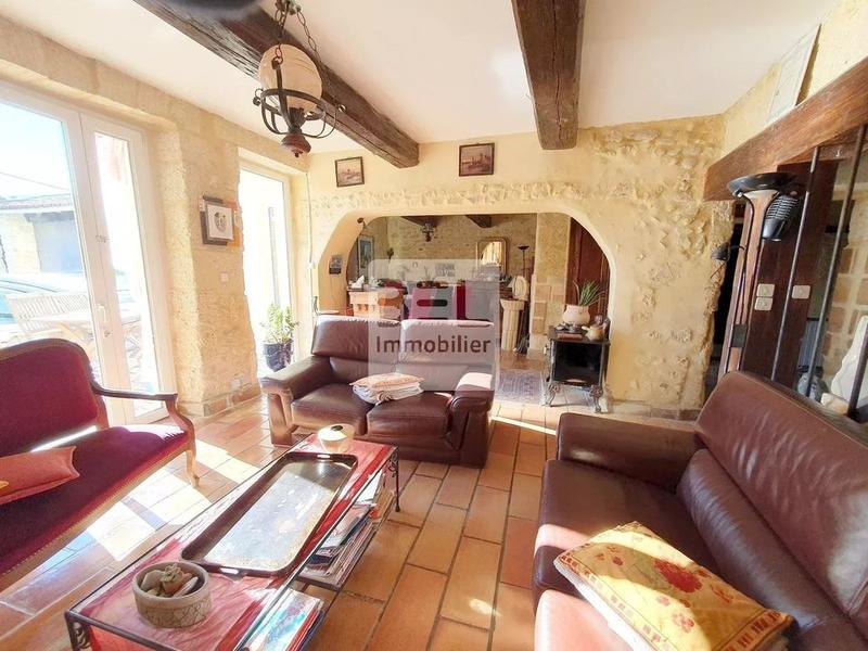 Maison de village - 242 m² - 10 pièces