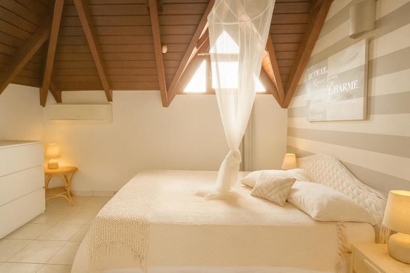 Maison - 104 m² - 5 pièces